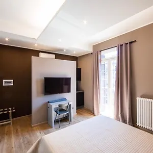 https://new-amazing-mono-located-in-moscova-district.italymilanhotels.net